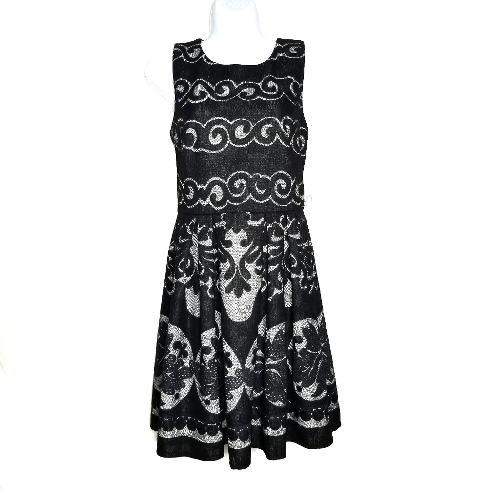 altar'd state sleeveless black/nude print dress